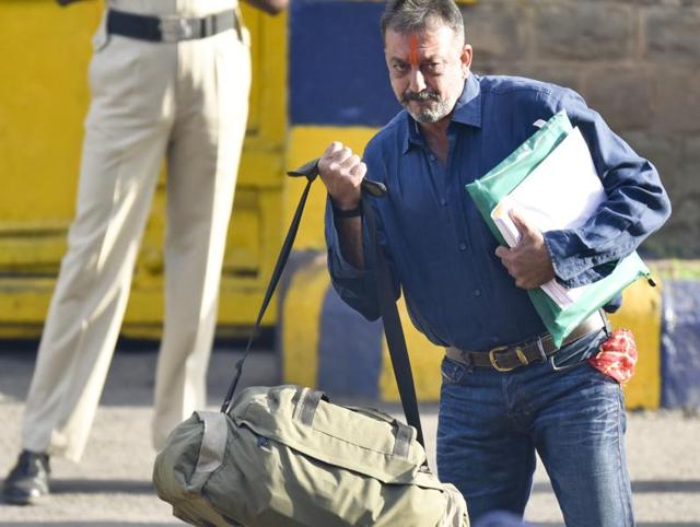 sanjayduttwalksfreeoutofyerawadajail